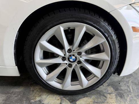 Used 2014 BMW 320i xDrive Sedan AWD/4WD image 30