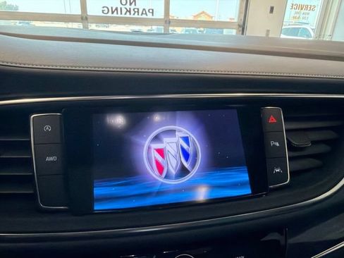 Used 2023 Buick Enclave Essence w/ Experience Buick Package AWD/4WD image 27