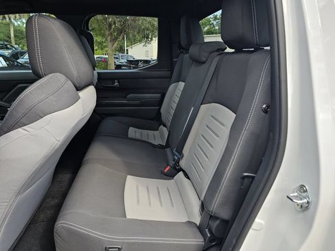 Used 2025 Toyota Tacoma TRD Sport AWD/4WD image 15