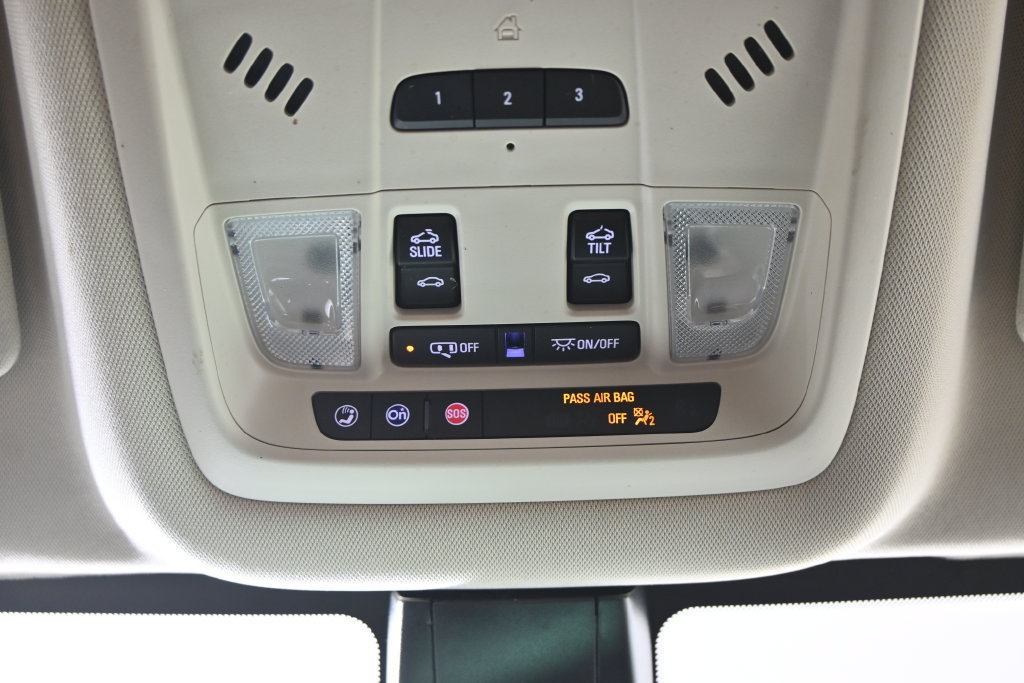 Used 2021 GMC Acadia Denali w/ GMC Pro Grade Package AWD/4WD image 34