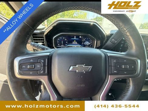 Certified 2022 Chevrolet Silverado 1500 RST AWD/4WD image 11