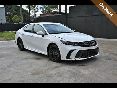 Used 2025 Toyota Camry SE