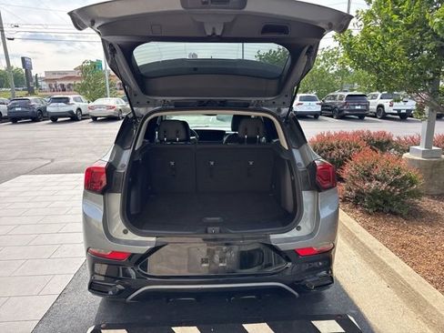Used 2024 Buick Encore GX Sport Touring FWD image 10