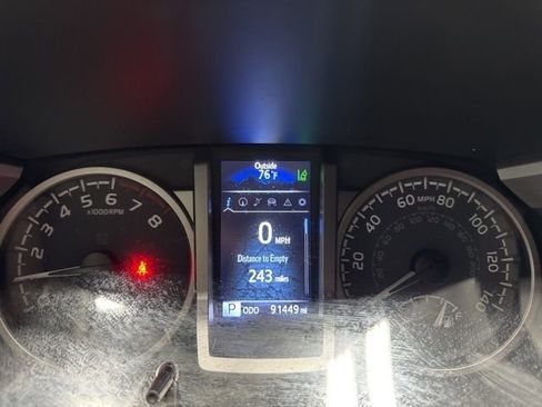 Used 2023 Toyota Tacoma Limited image 9