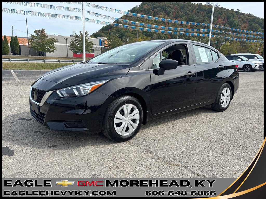 Used 2021 Nissan Versa S FWD image 1