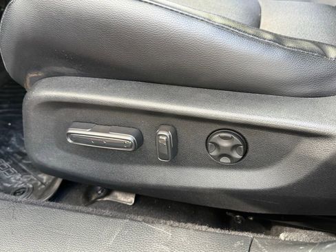 Used 2018 Honda Accord Sport image 16