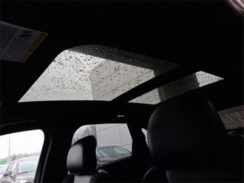 Used 2019 Ford Edge ST w/ Cold Weather Package image 14