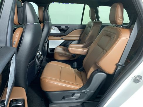 Used 2020 Lincoln Aviator Reserve w/ Equipment Group 201A AWD/4WD image 33