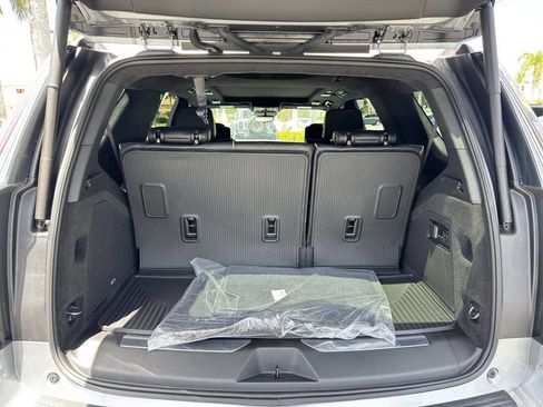 Used 2026 Cadillac Escalade V w/ LPO, ONYX Package AWD/4WD image 13