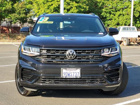 Used 2023 Volkswagen Atlas Cross Sport SEL R-Line AWD/4WD image 3