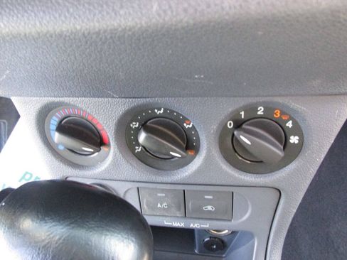 Used 2012 Ford Transit Connect XL FWD image 26