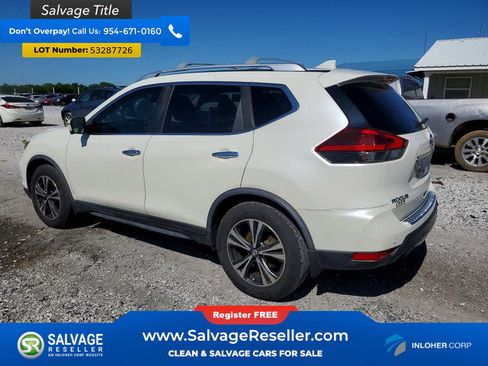 Used 2019 Nissan Rogue SV w/ Sun & Sound Touring Package FWD image 3