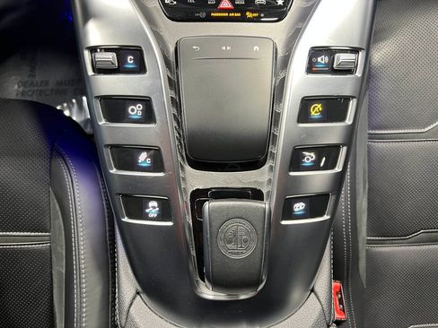 Used 2021 Mercedes-Benz AMG GT 63 image 27