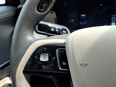 Used 2023 Lincoln Corsair FWD image 19