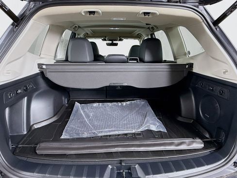 Used 2024 Subaru Forester Touring image 26