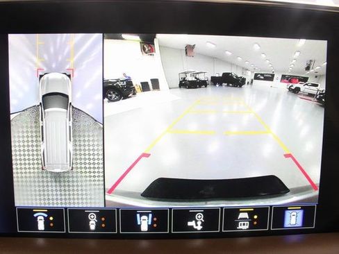 Used 2023 Chevrolet Tahoe High Country w/ LPO, Illumination Package image 4