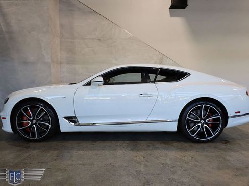 Used 2020 Bentley Continental GT V8 image 2