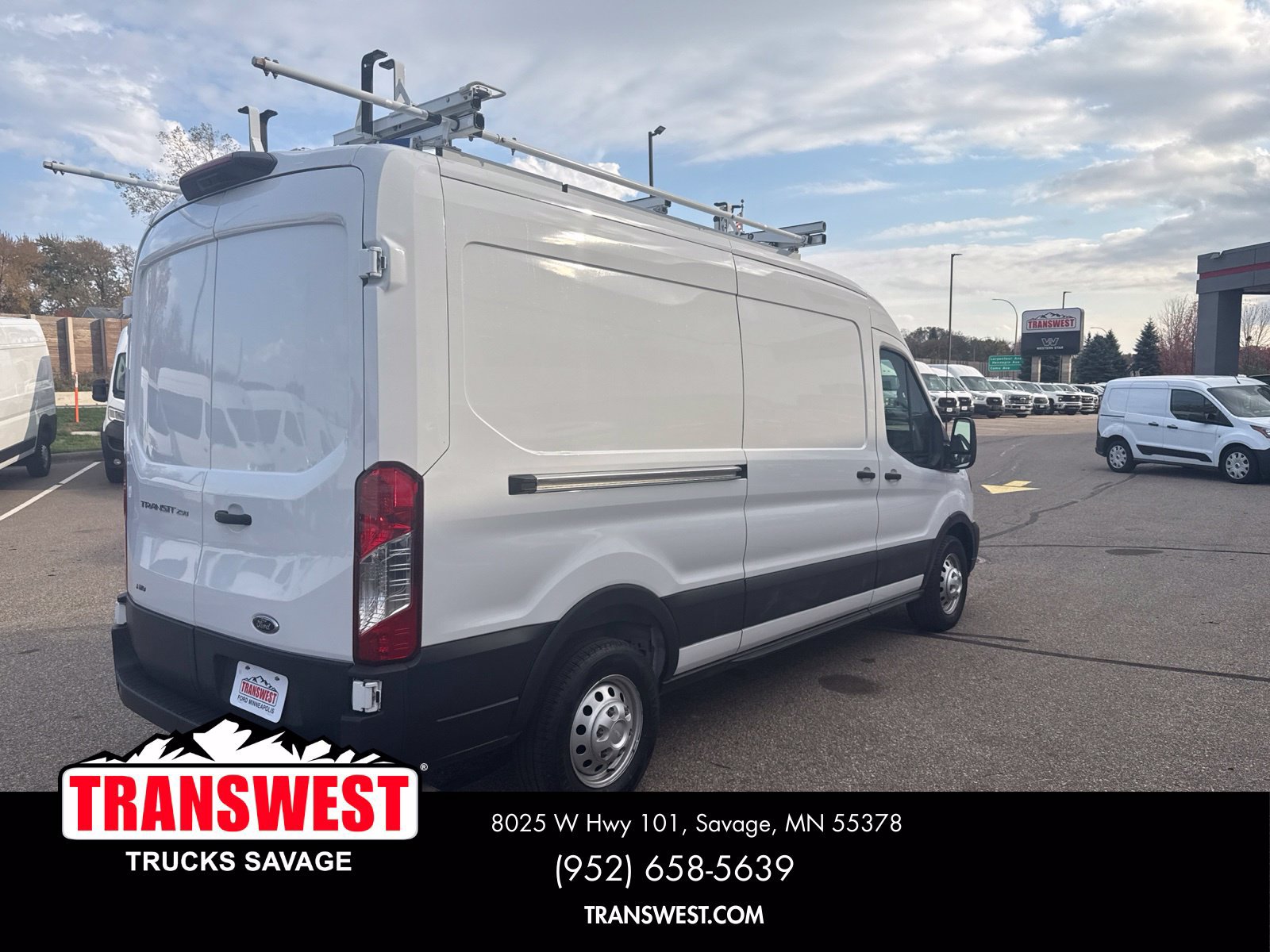 Used 2025 Ford Transit 250 148 Medium Roof Extended AWD image 9