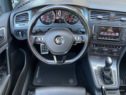 Used 2017 Volkswagen Golf Alltrack SEL AWD/4WD image 16