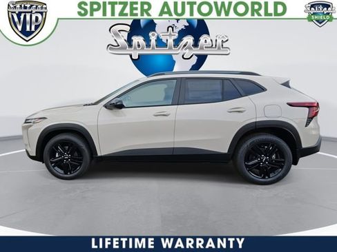 New 2026 Chevrolet Trax ACTIV w/ Sunroof Package FWD image 5