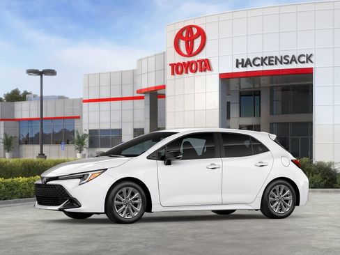 New 2026 Toyota Corolla SE image 3