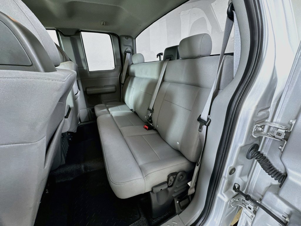 Used 2004 Ford F150 XLT RWD image 25