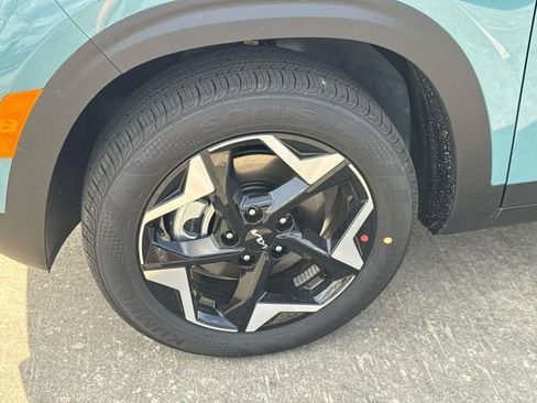 New 2026 Kia Seltos S AWD/4WD image 4