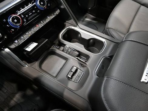 New 2026 GMC Sierra 2500 Denali w/ Denali Reserve Package image 21