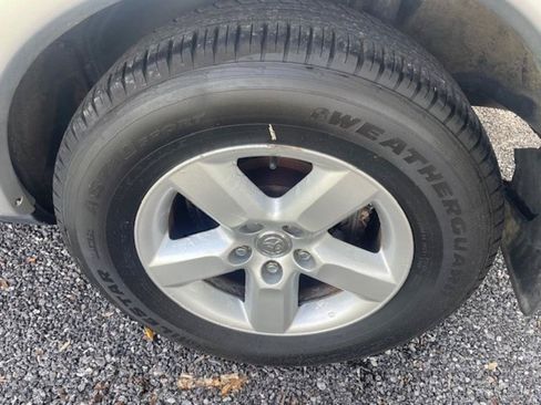 Used 2005 Toyota RAV4 4WD image 18