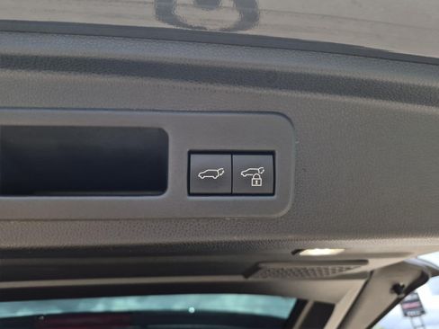 Used 2025 Toyota 4Runner Trailhunter AWD/4WD image 15