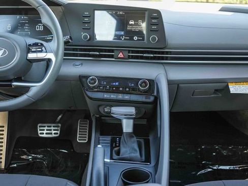 Certified 2025 Hyundai Elantra Sport w/ Cargo Package image 14