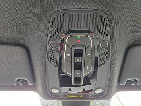 Used 2022 Audi Q5 2.0T Premium Plus image 18