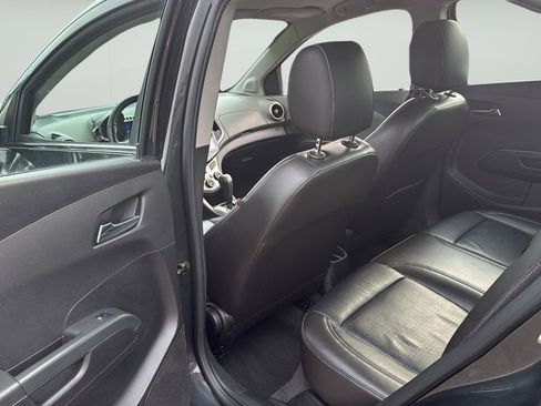 Used 2015 Chevrolet Sonic LTZ FWD image 9