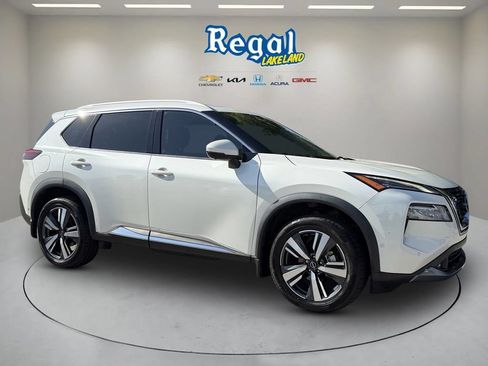 Used 2022 Nissan Rogue SL AWD/4WD image 1