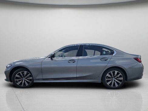 Used 2025 BMW 330i xDrive Sedan w/ Convenience Package AWD/4WD image 22