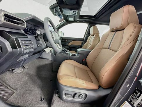 New 2026 Toyota 4Runner Limited AWD/4WD image 14
