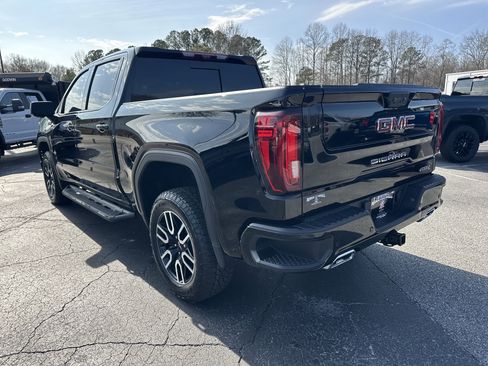 Used 2023 GMC Sierra 1500 AT4 w/ AT4 Premium Package image 5