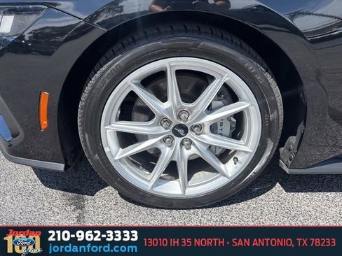 Certified 2024 Ford Mustang GT Premium RWD image 5