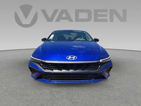 New 2025 Hyundai Elantra Sport image 17