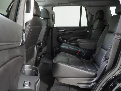 Used 2019 Chevrolet Tahoe LT w/ Luxury Package AWD/4WD image 44
