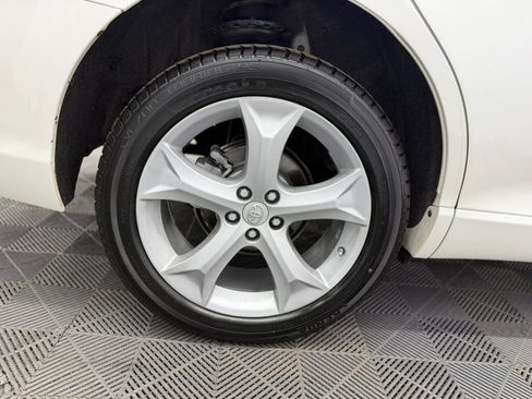 Used 2013 Toyota Venza XLE FWD image 32