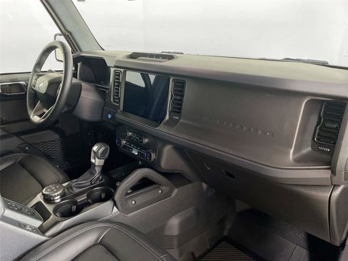 Used 2025 Ford Bronco Big Bend w/ Black Diamond Package AWD/4WD image 28