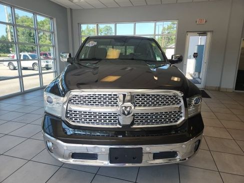 Used 2014 RAM 1500 Laramie w/ Convenience Group AWD/4WD image 3
