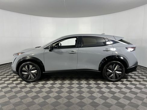 Used 2024 Nissan Ariya FWD image 10