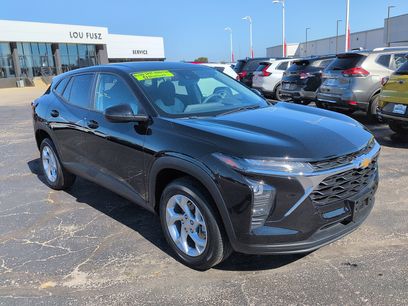 Used 2024 Chevrolet Trax LS w/ LS Convenience Package