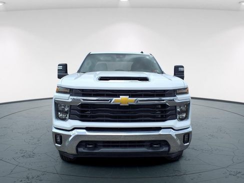 Used 2025 Chevrolet Silverado 2500 LT w/ Convenience Package image 2