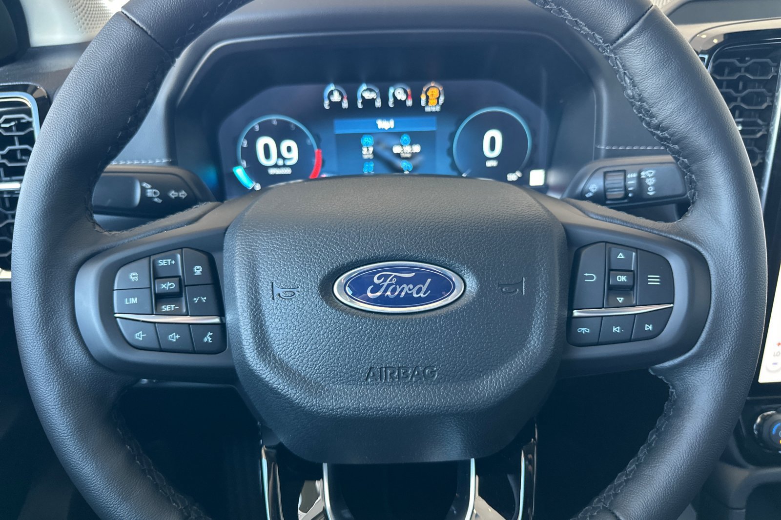 New 2026 Ford Ranger Lariat w/ Chrome Accent Package RWD image 22