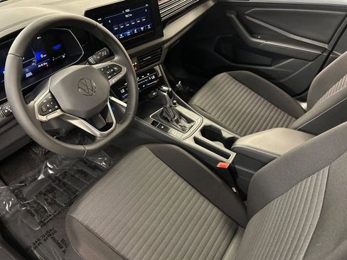 New 2025 Volkswagen Jetta Sport image 9
