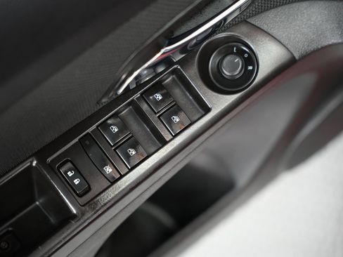Used 2016 Chevrolet Cruze LT image 40