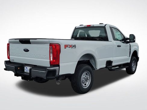 New 2026 Ford F250 XL w/ FX4 Off-Road Package image 6